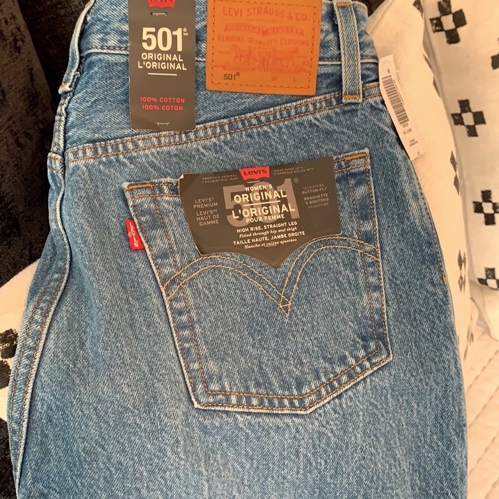 Levi's Women's High Rise Jeans - Light Blue - 501 Long